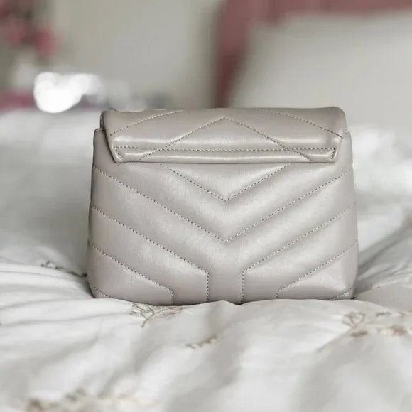 Saint Laurent Toy Monogram Matelasse LouLou Bag - Picture 3 of 16